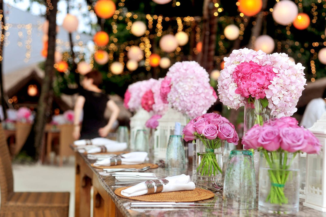 How Much Does a 100 Person Wedding Cost?